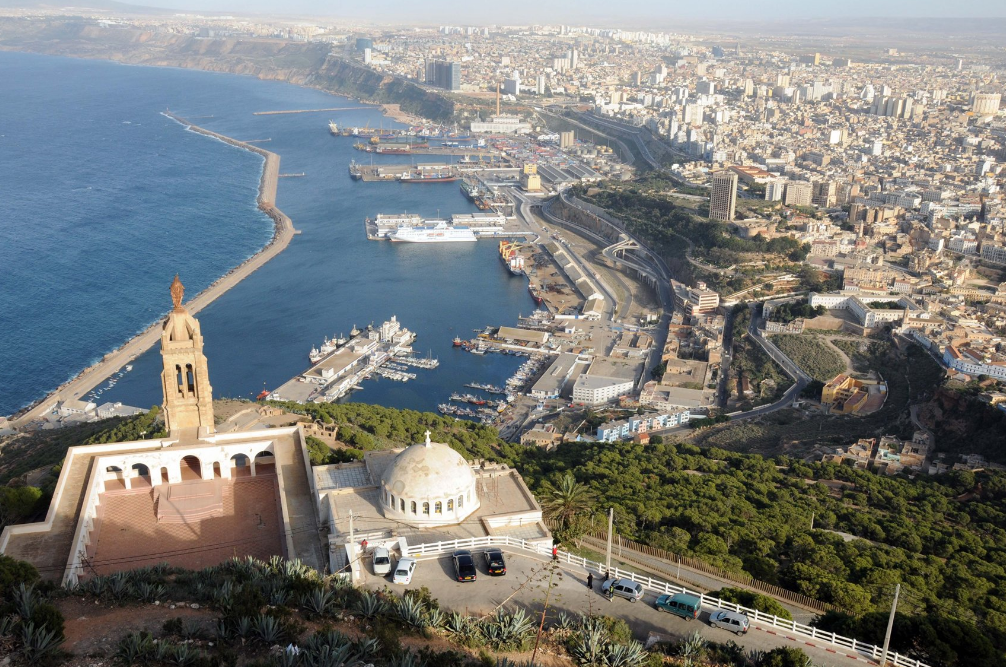 You are currently viewing L’Algérie, nouveau marché pour des investissements étrangers